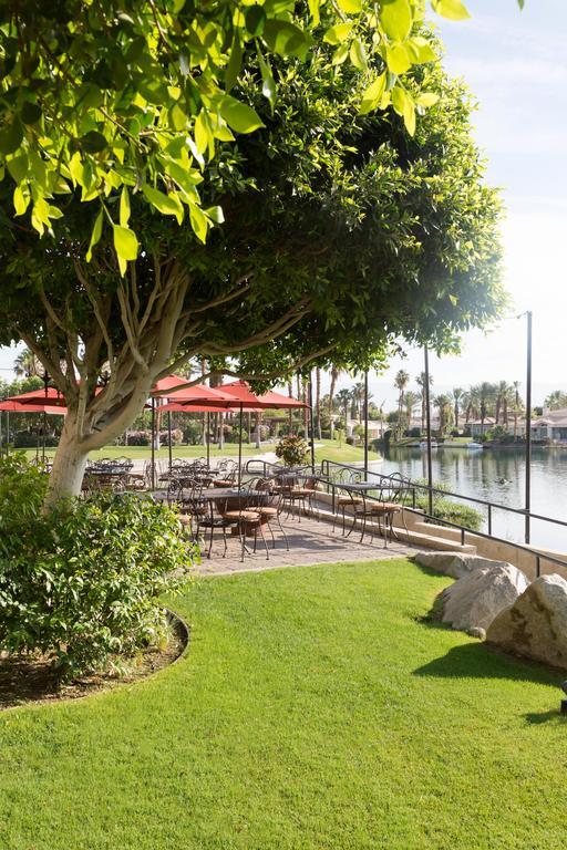 The Chateau At Lake La Quinta Luaran gambar